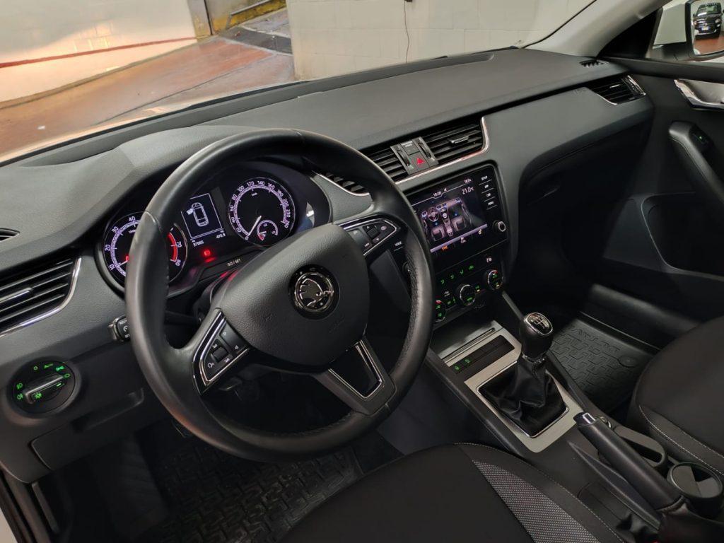Skoda Octavia Wagon 1.5 tsi Ambition 150cv