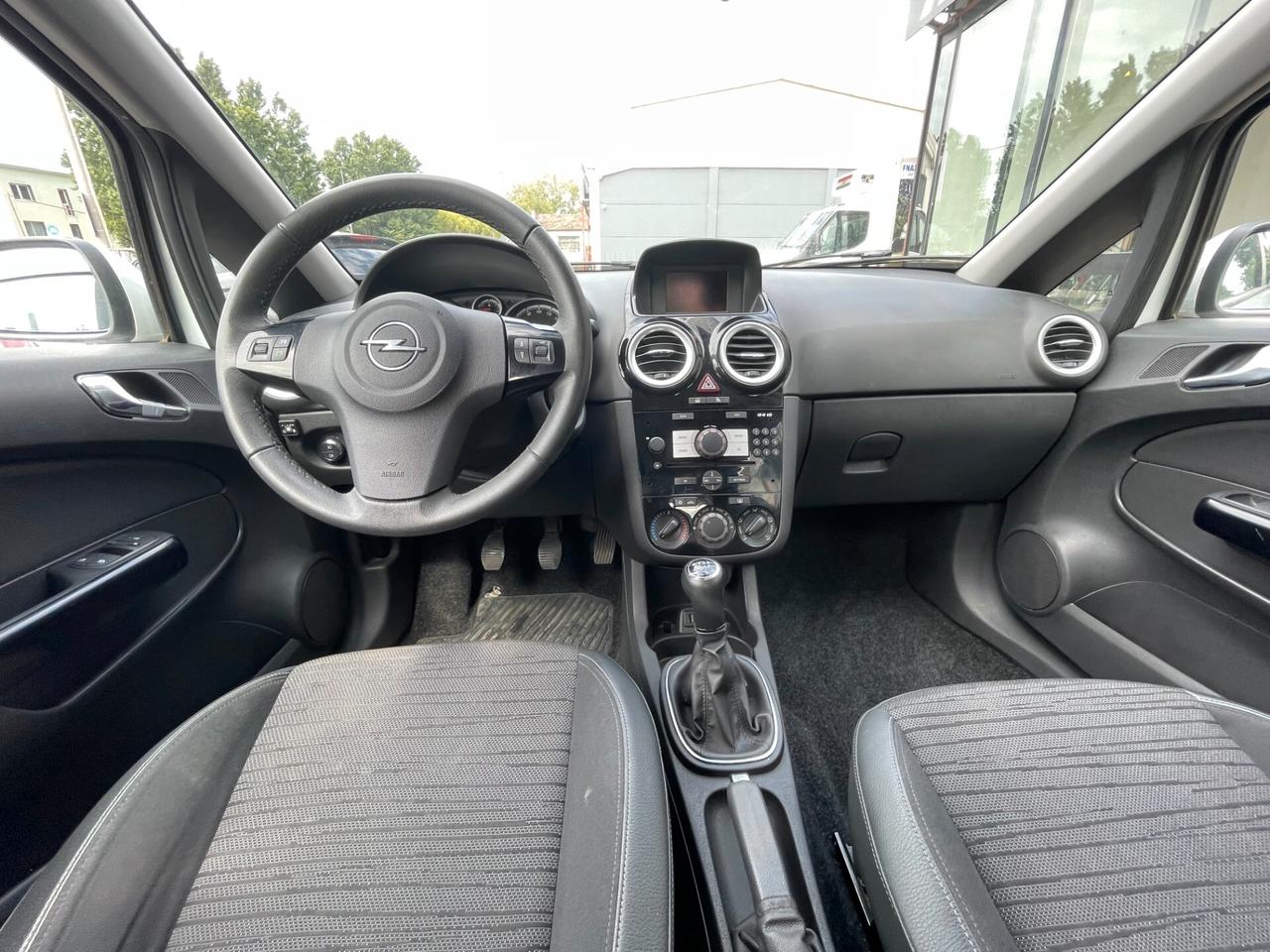 Opel Corsa 1.2 5 porte Edition IMP. METANO ANCHE NEOPATENTATI