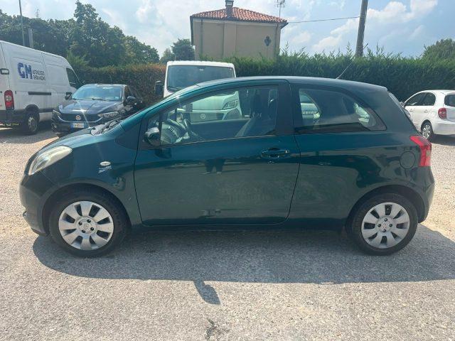 TOYOTA Yaris 1.0 3 porte Sol