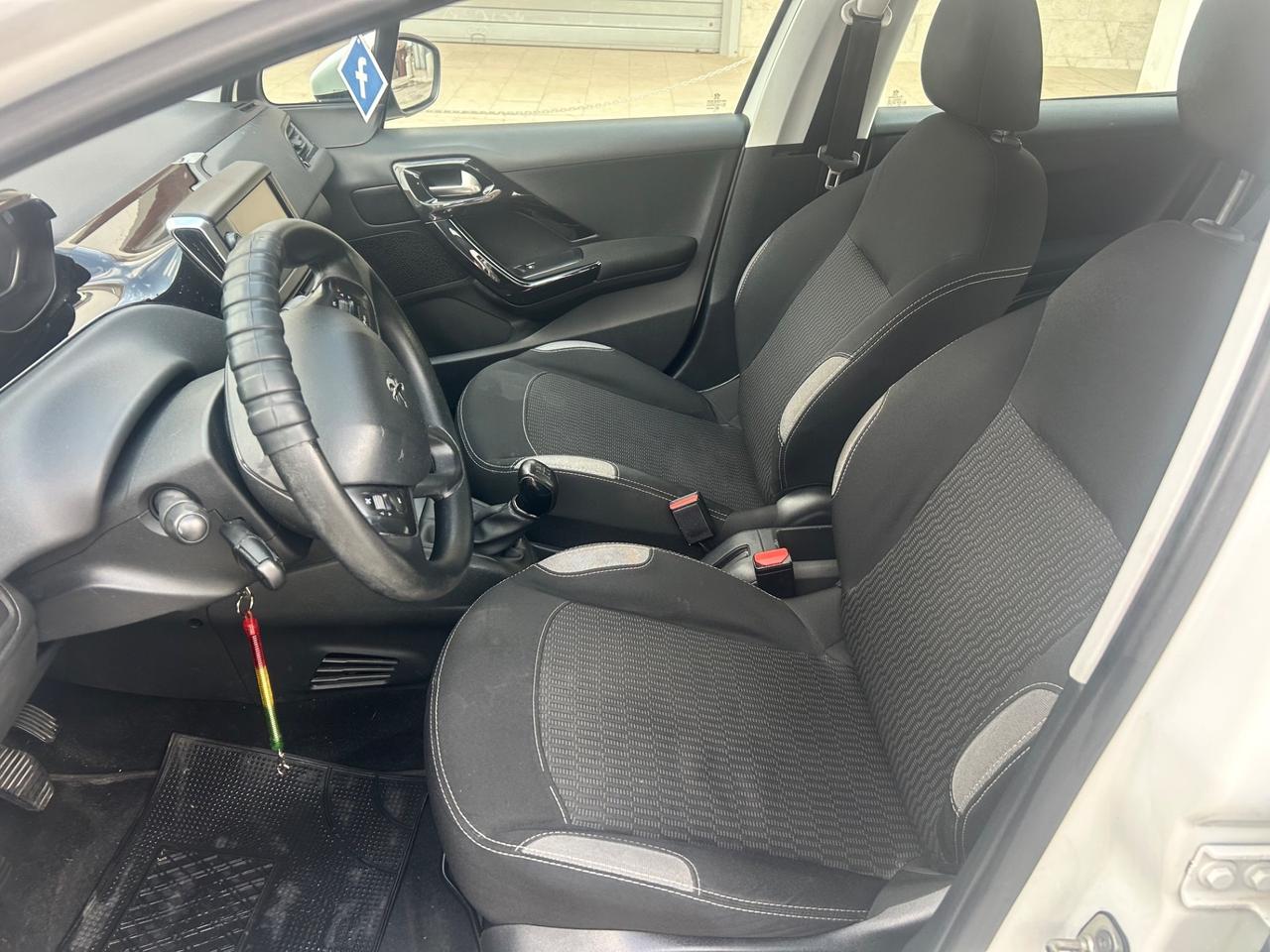 Peugeot 208 BlueHDi 75 5 porte Mix