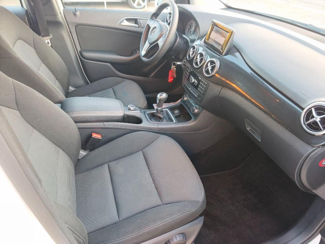 Mercedes-benz B 180 CDI BlueEFFICIENCY Executive