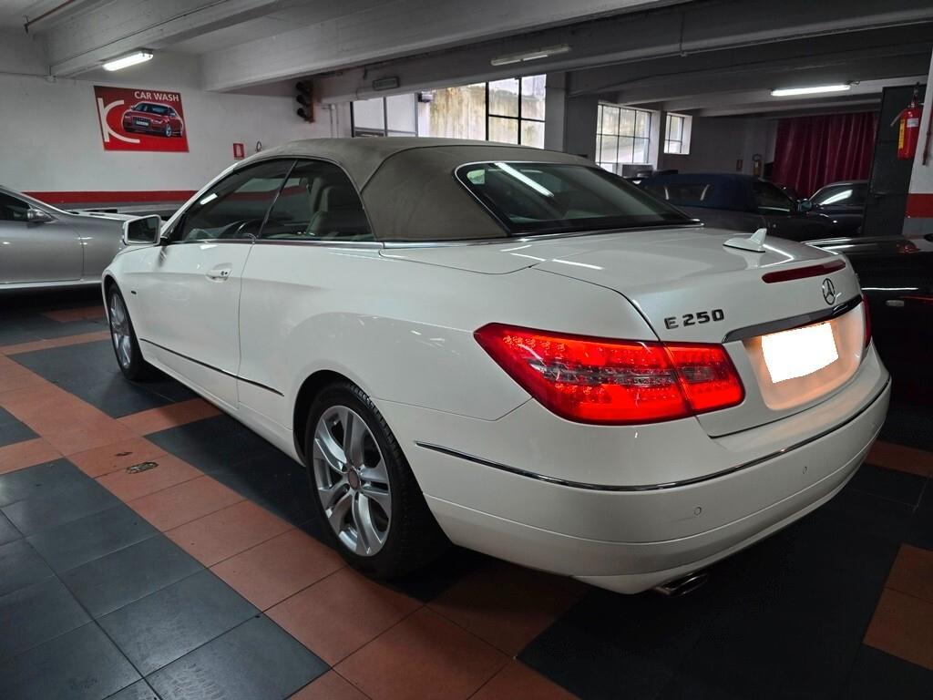 Mercedes-benz E 250 CGI Cabrio BlueEFFICIENCY Avantgarde BOOK SERVICE