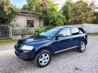 Volkswagen Touareg 2.5 R5 TDI. 4x4. CAMBIO AUTOMATICO