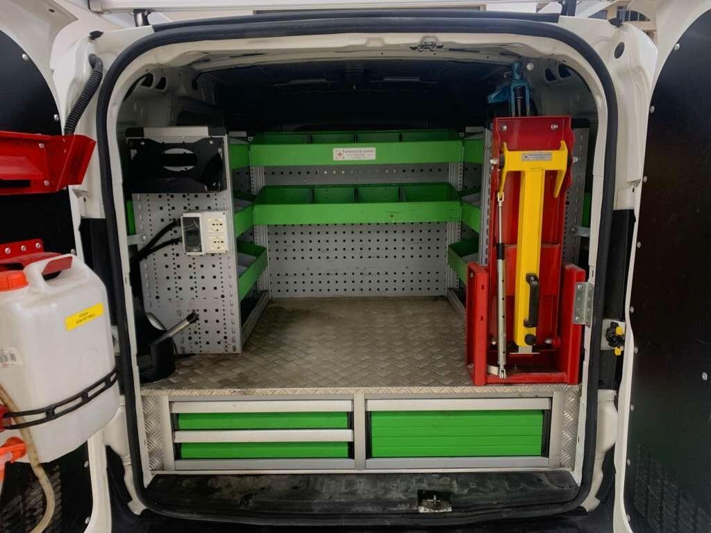 Fiat Doblò 1.4 T-Jet Natural Power *ATTREZZATO+220V*