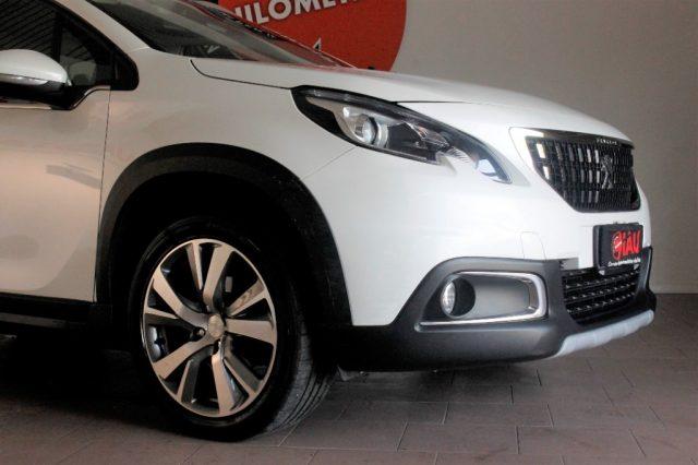 PEUGEOT 2008 BlueHDi 100 Allure