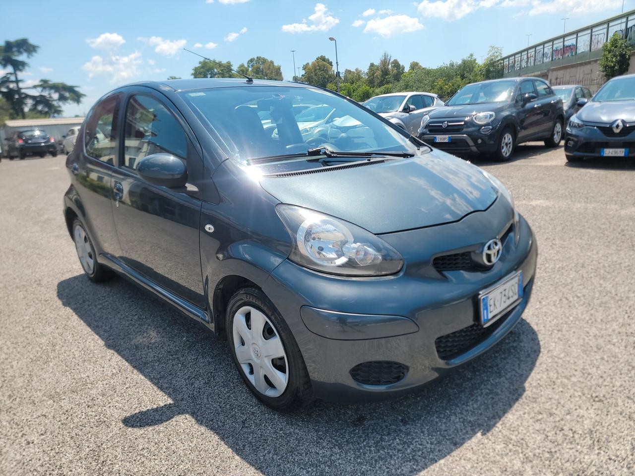 Toyota Aygo 1.0 12V VVT-i 5 porte AUTOMATICA