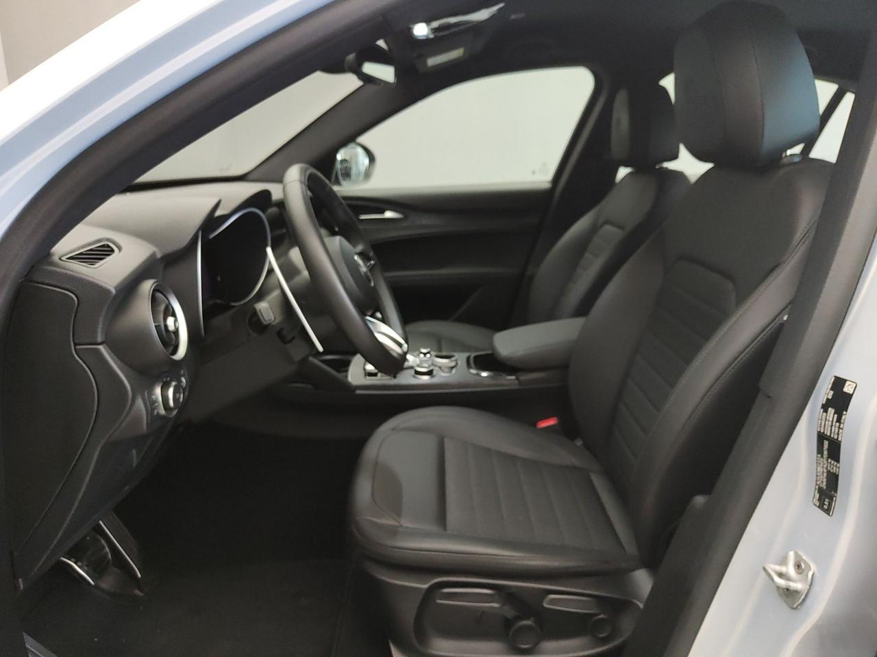 ALFA ROMEO Stelvio 2023 2.2 TD 210CV SPRINT AT8 Q4