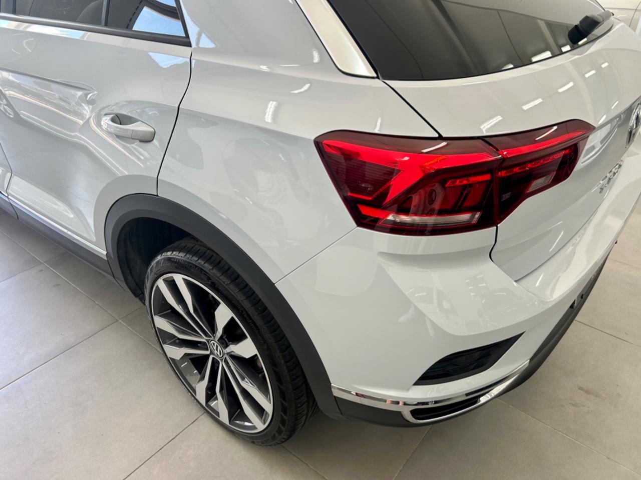 VW T-Roc FULL OPTIONAL finanziabile
