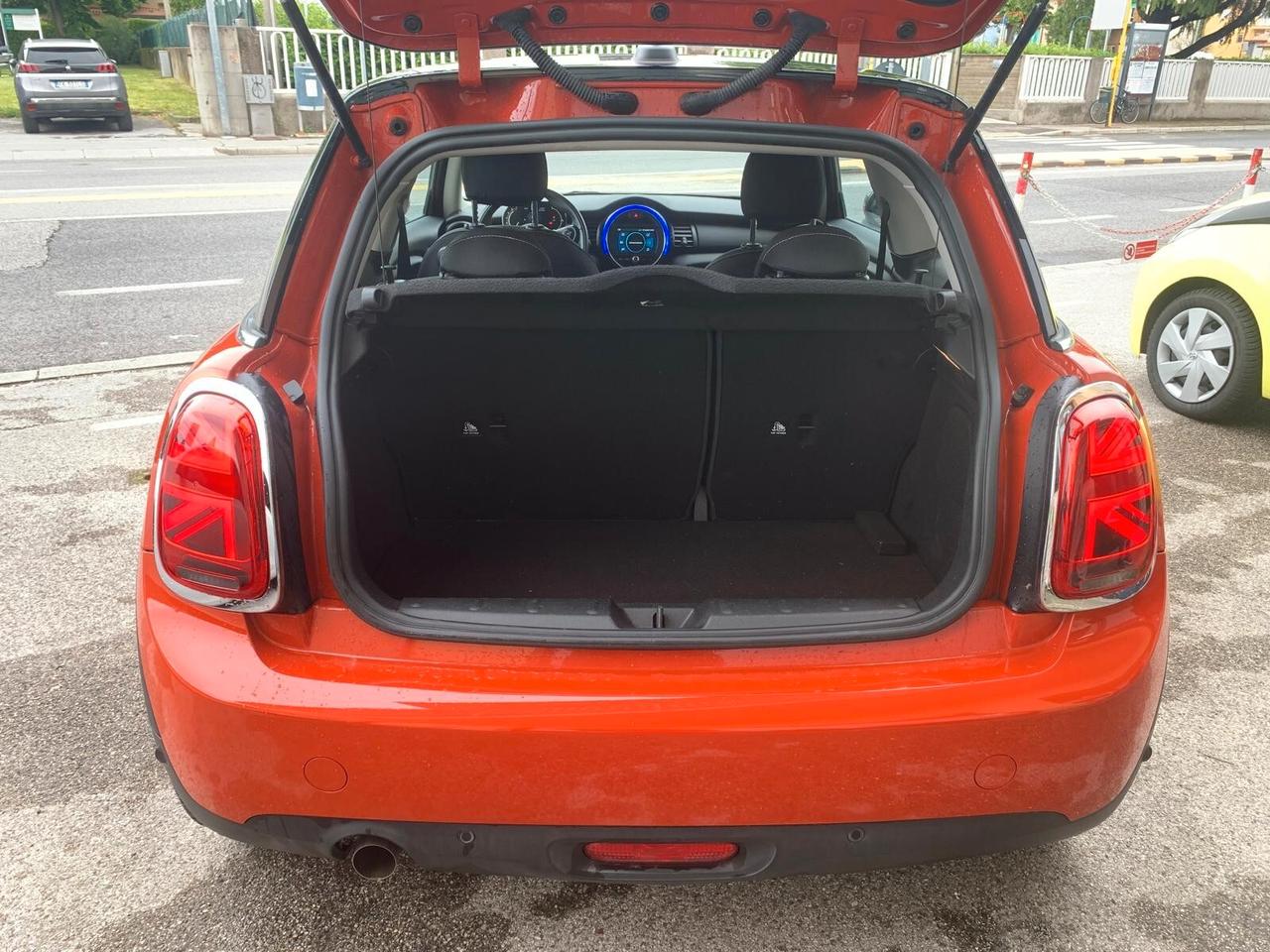 Mini 1.5 One Baker Street Neopat.