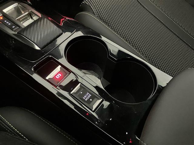 PEUGEOT 208 1.2 Hybrid 48V 145cv GT e-DCS6