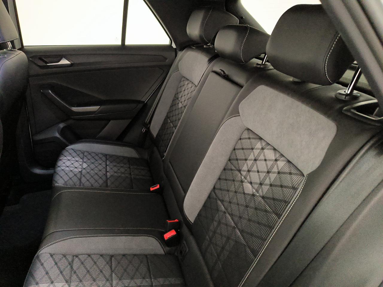 Volkswagen T-Roc 2.0 tdi r-line plus 115cv