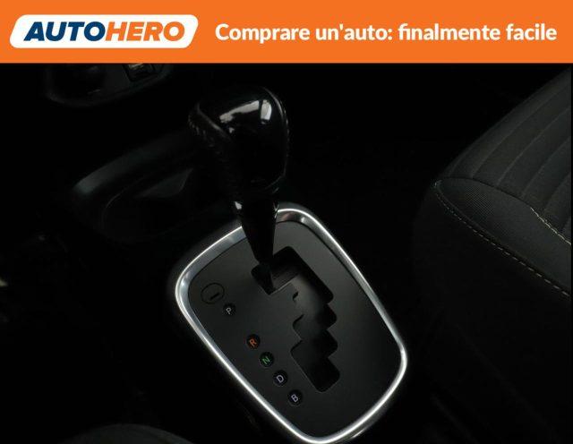 TOYOTA Yaris 1.5 Hybrid 5 porte Trend "White Edition"