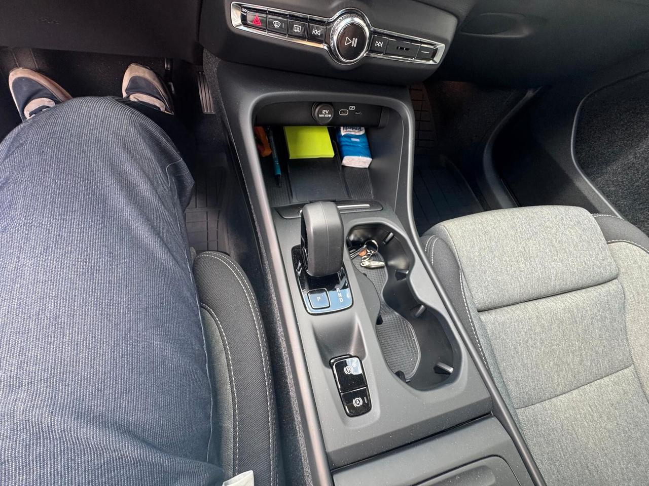 Volvo XC40 B3 automatico Core