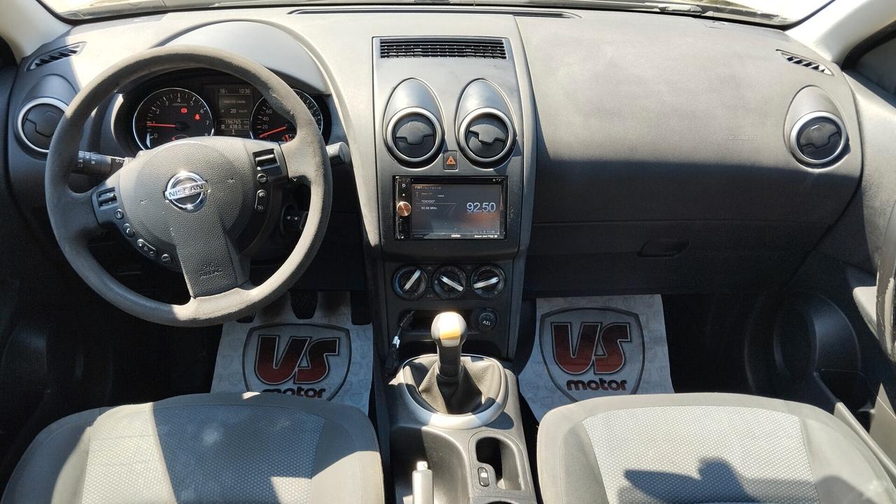 NISSAN QASHQAI 1.6 BENZ-2014