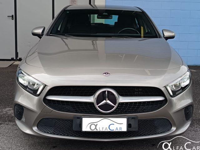 MERCEDES-BENZ A 250 e Automatic EQ-Power Business