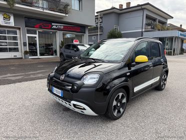 FIAT Panda 1.0 FireFly S&S Hybrid PACK CROSS