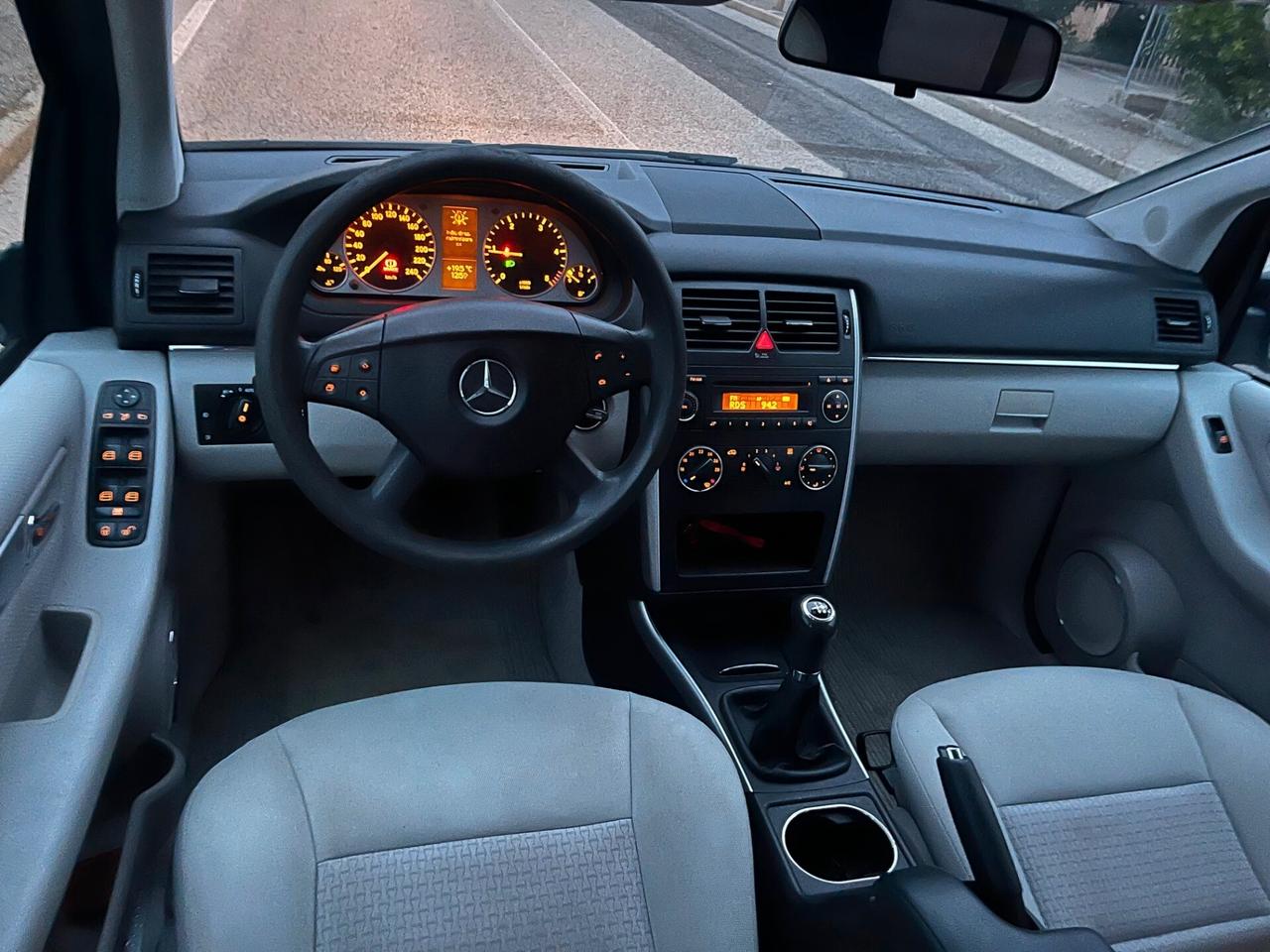 Mercedes Benz Classe B 180 CDI Executive 110CV