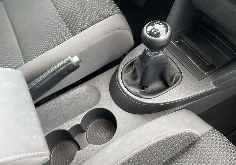 Volkswagen Touran Touran 1.6 TDI DPF Comfortline BMT ** 7 POSTI ** ** OFFERTA RISERVATA SOLO PER OPERATORI DEL SETTORE