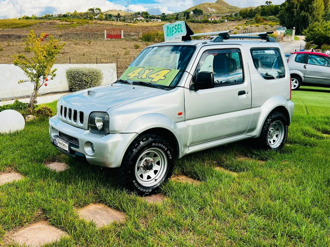 SUZUKI JIMNY 1.5 DIESEL 4X4 ANNO 2005 CON GANCIO TRAINO