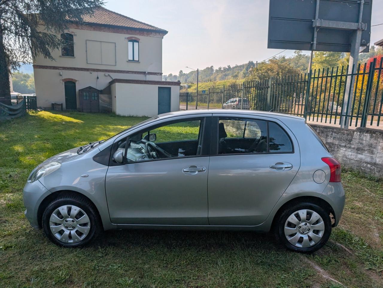 Toyota Yaris 1.0 5 porte UNICO PROPRIETARIO