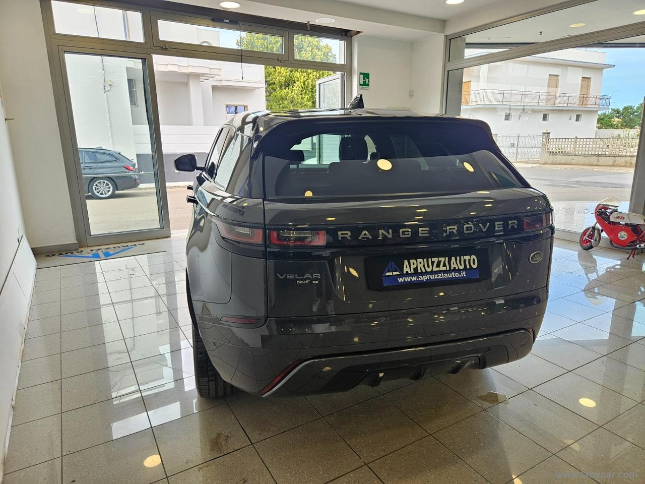 LAND ROVER RR Velar 2.0D 240 CV R-Dynamic SE