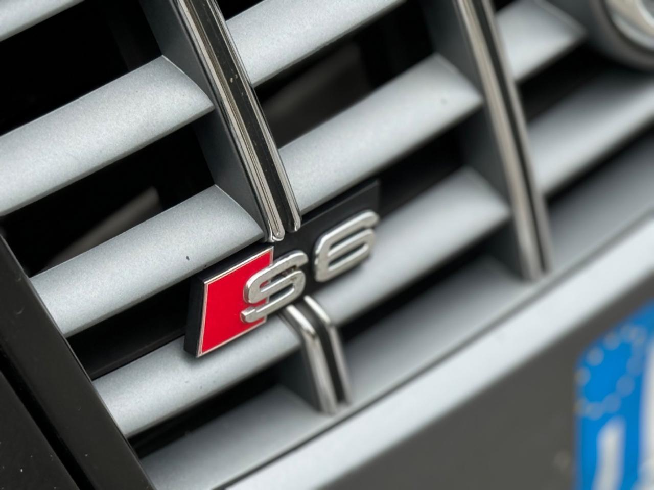 AUDI S6 V10 5.2 - PRIMA VERNICE ORIGINALE