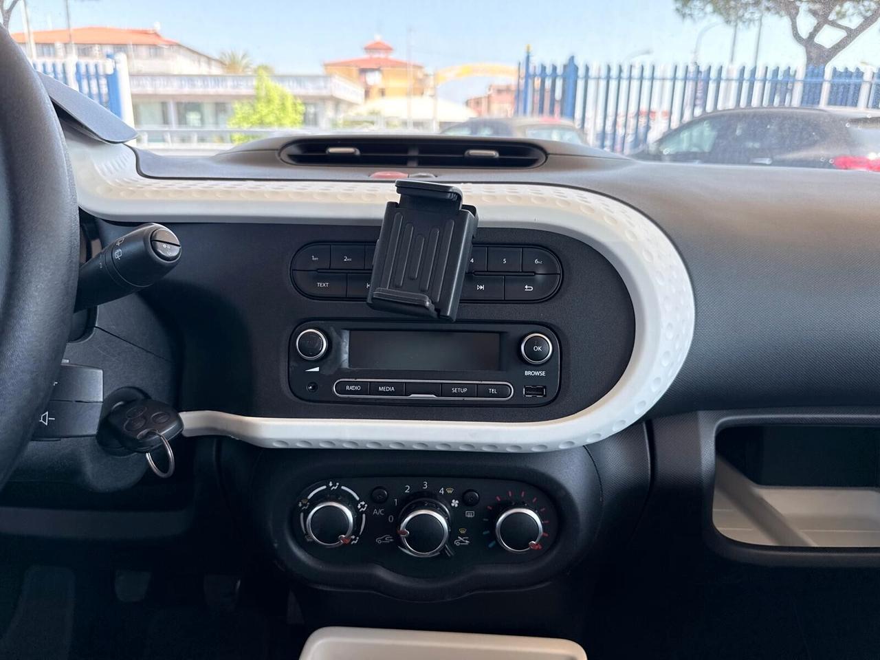 Renault Twingo 1.0 SCe Live