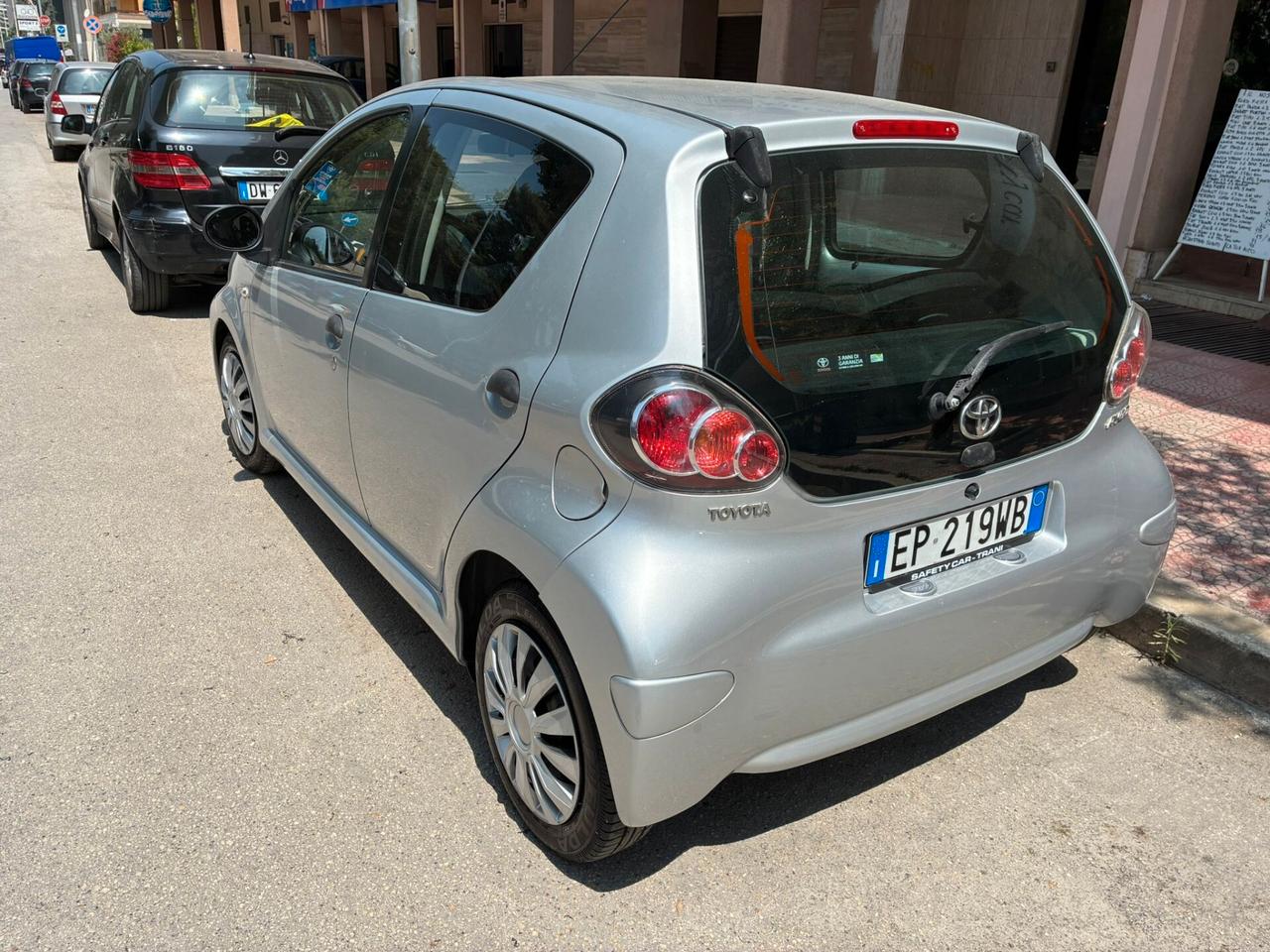 Toyota Aygo 1.0 5p Navi perfetta-2012
