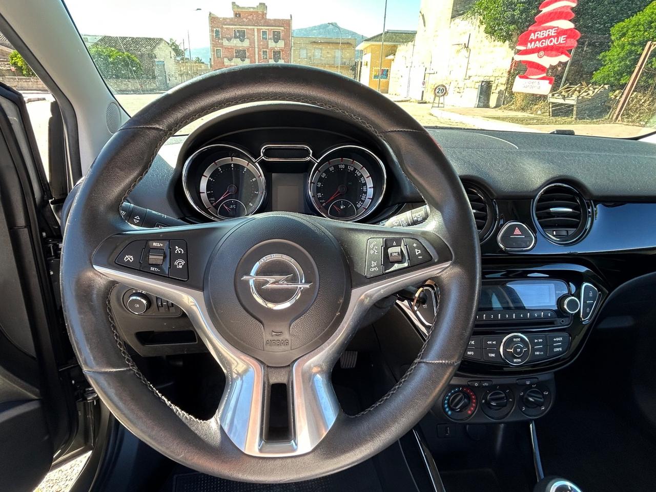 Opel Adam Rocks 1.2 70 CV