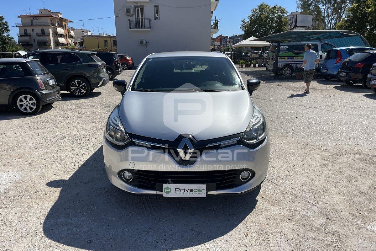 RENAULT Clio 1.2 75CV 5 porte Live