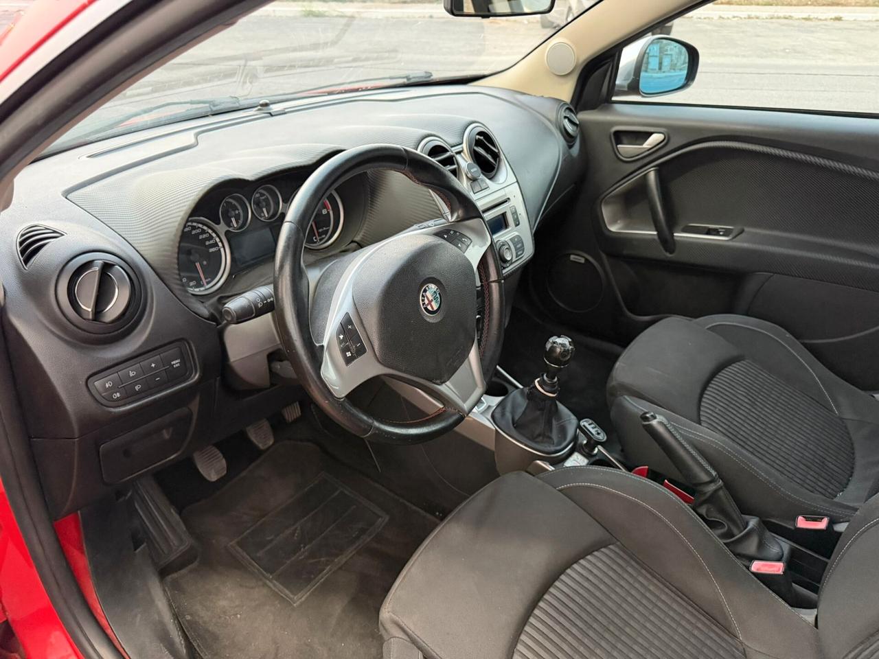 Alfa Romeo MiTo 1.6 JTDm 16V Distinctive Sport Pack