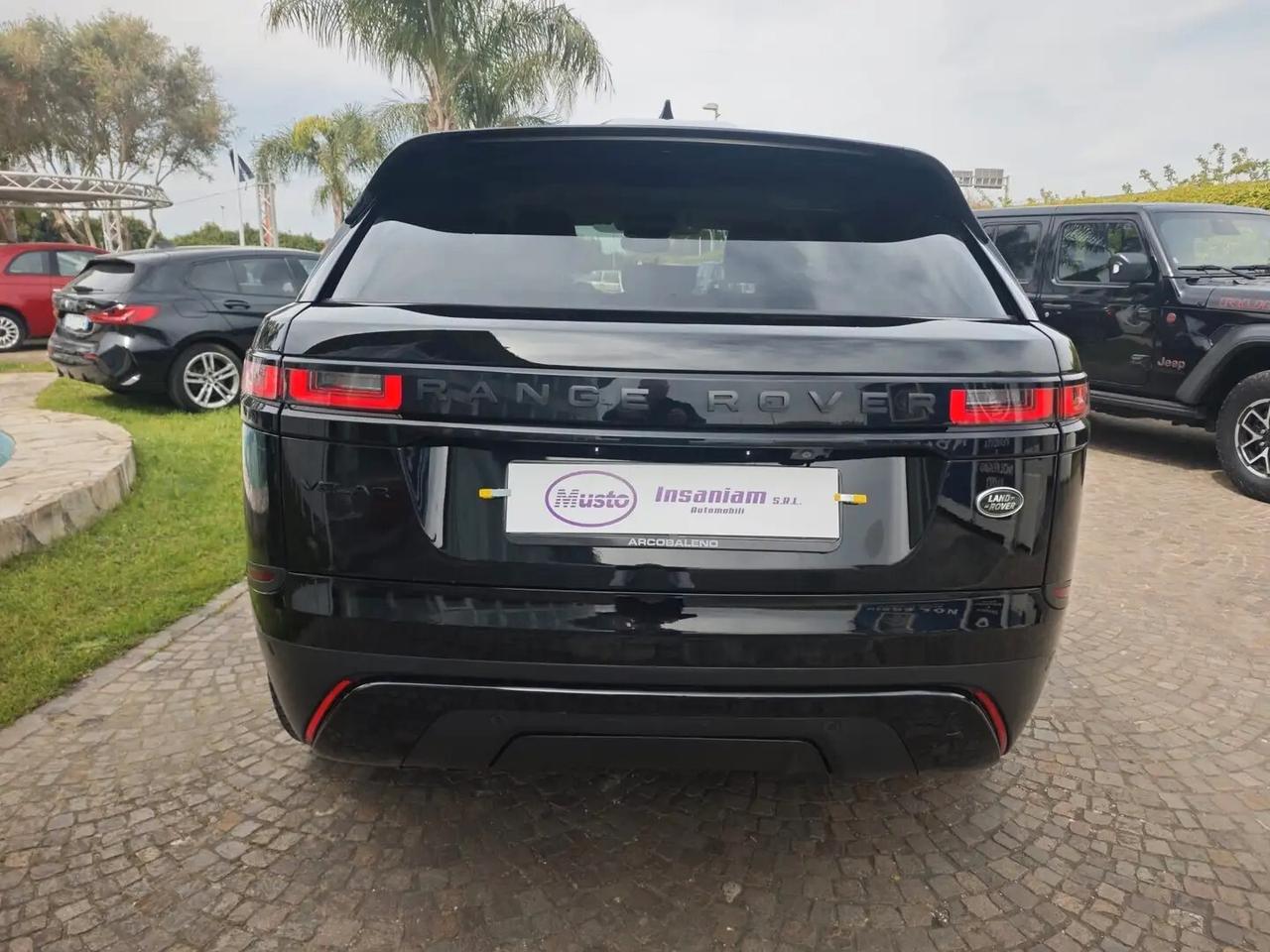 Land Rover Range Velar 2.0 TD4 180 CV R-Dynamic