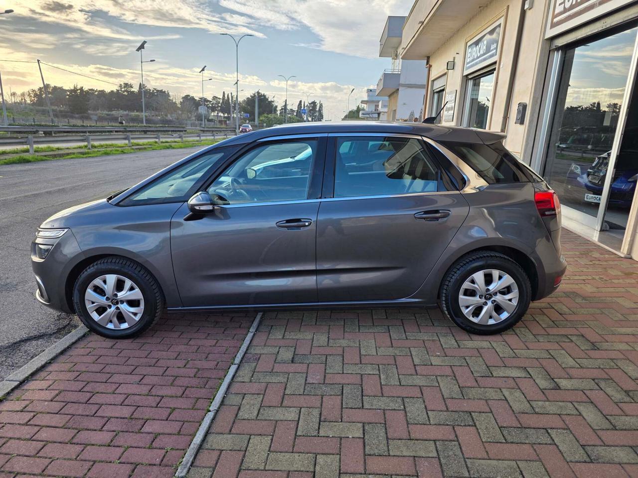 Citroen C4 SpaceTourer BlueHDi 130 S&S Feel