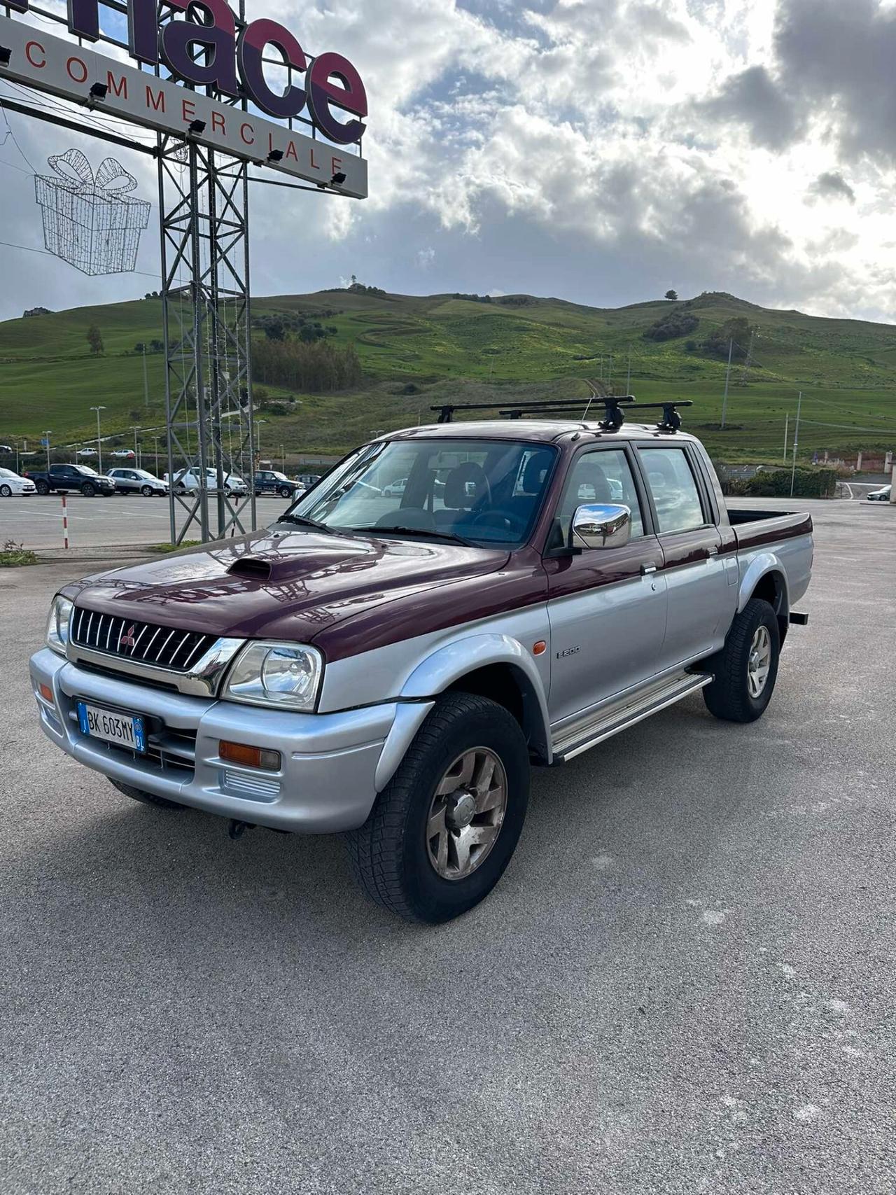 Mitsubishi L200 2.5 TDI 4WD Club Cab Pick-up GLS