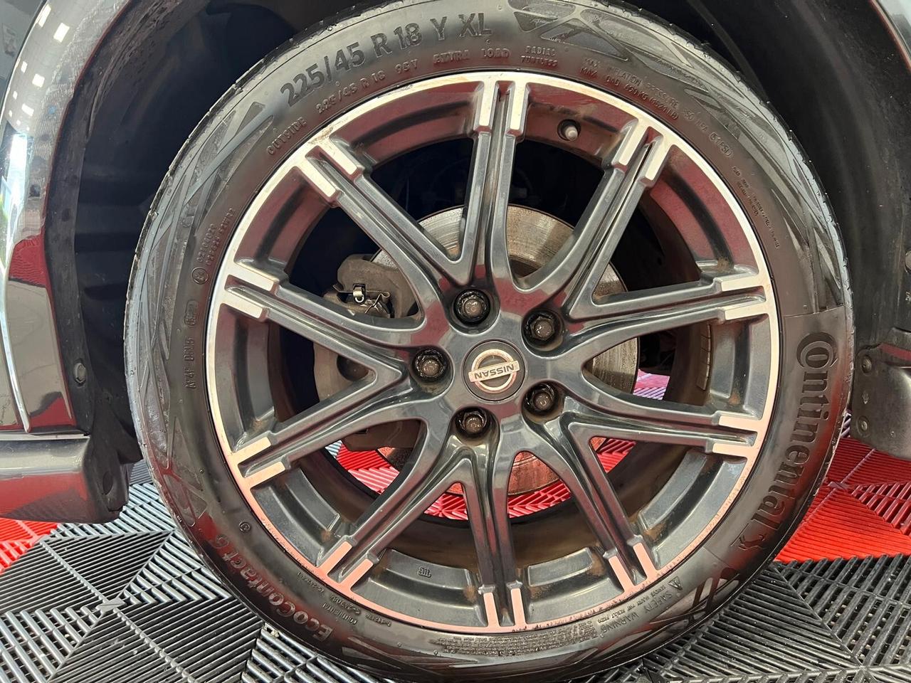 Nissan Juke 1.6 DIG-T 200 Nismo