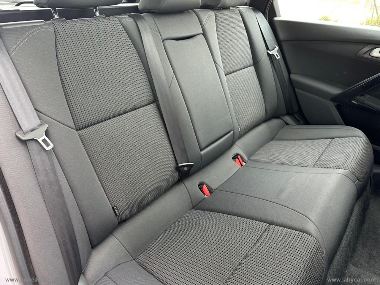 PEUGEOT 508 BlueHDi 120 EAT6 S&S SW Allure