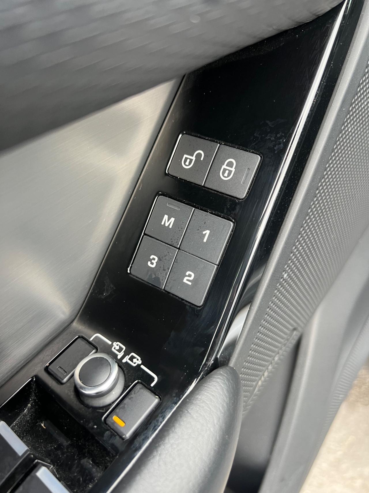 Rover Range Velar 2.0D I4 240 CV R-Dynamic HSE