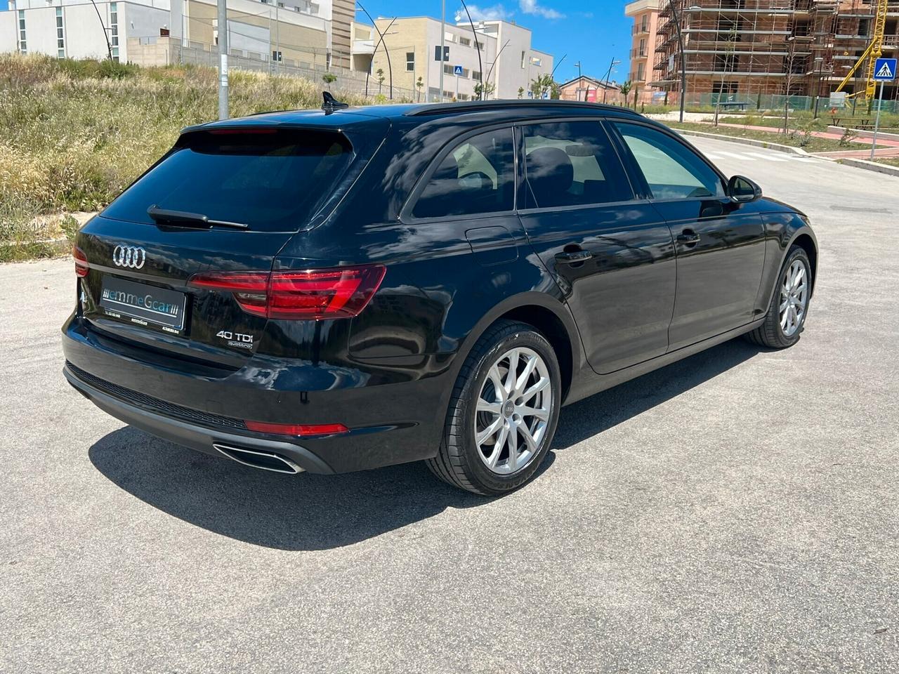 Audi A4 Avant 40 TDI quattro S tronic Sport 190(CV)