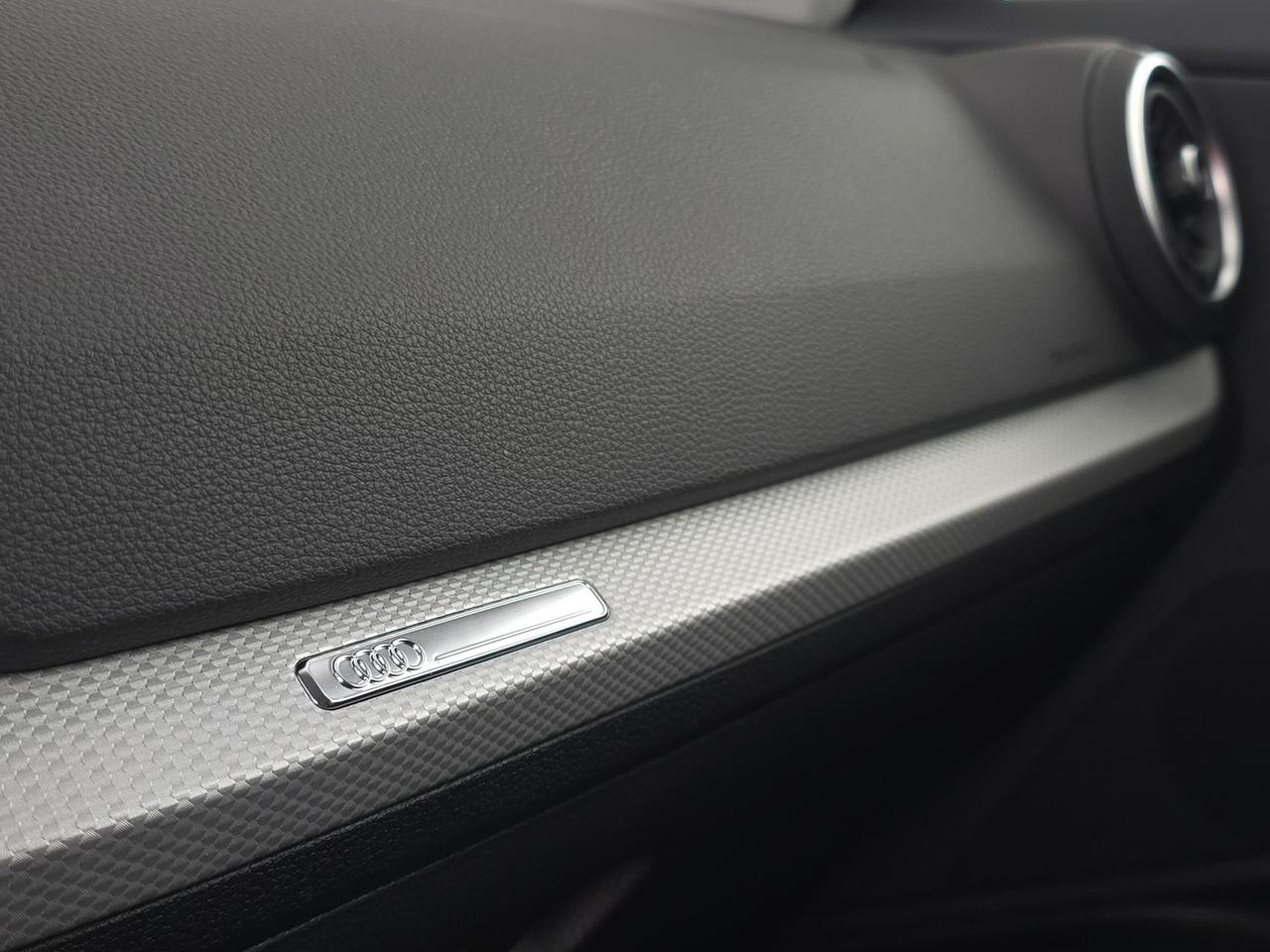 Audi Q2 30 1.0 tfsi business advanced 116cv