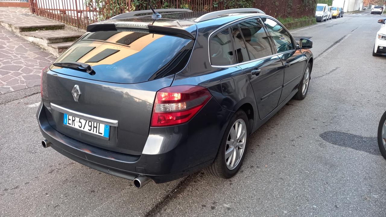 Renault Laguna 2.0 dCi 175CV SporTour Initiale ESM
