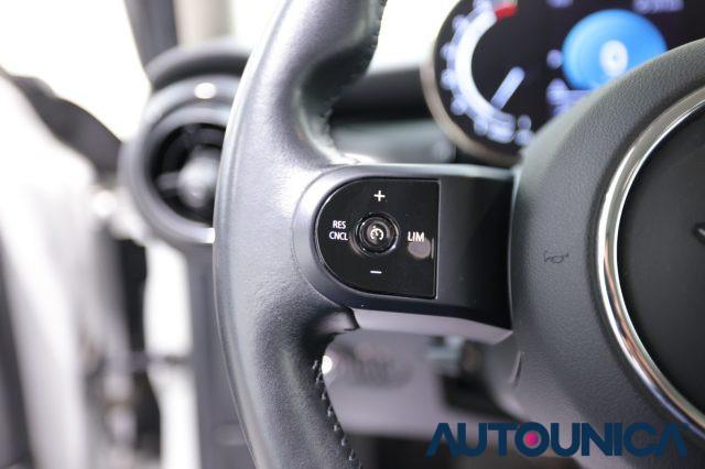 MINI Cooper 1.5 COOPER CAMDEN 5 PORTE FARI LED