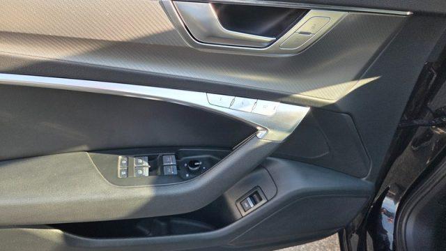 AUDI A6 Avant 40 2.0 TDI S tronic Business Sport PERMUTE