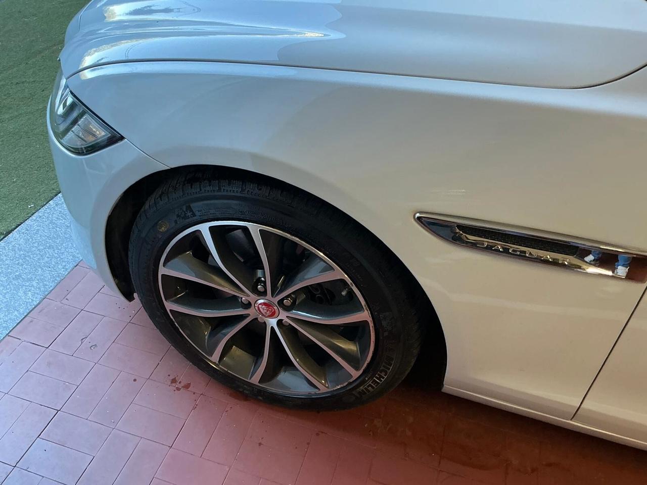 Jaguar XF 3.0d Presugire Bussniess 2015 300cv