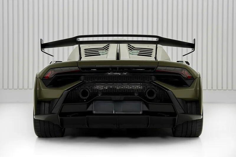 Lamborghini Huracàn STO 5.2 V10 NOLEGGIO LUNGO TERMINE - LEASING FULL INCLUSIVE