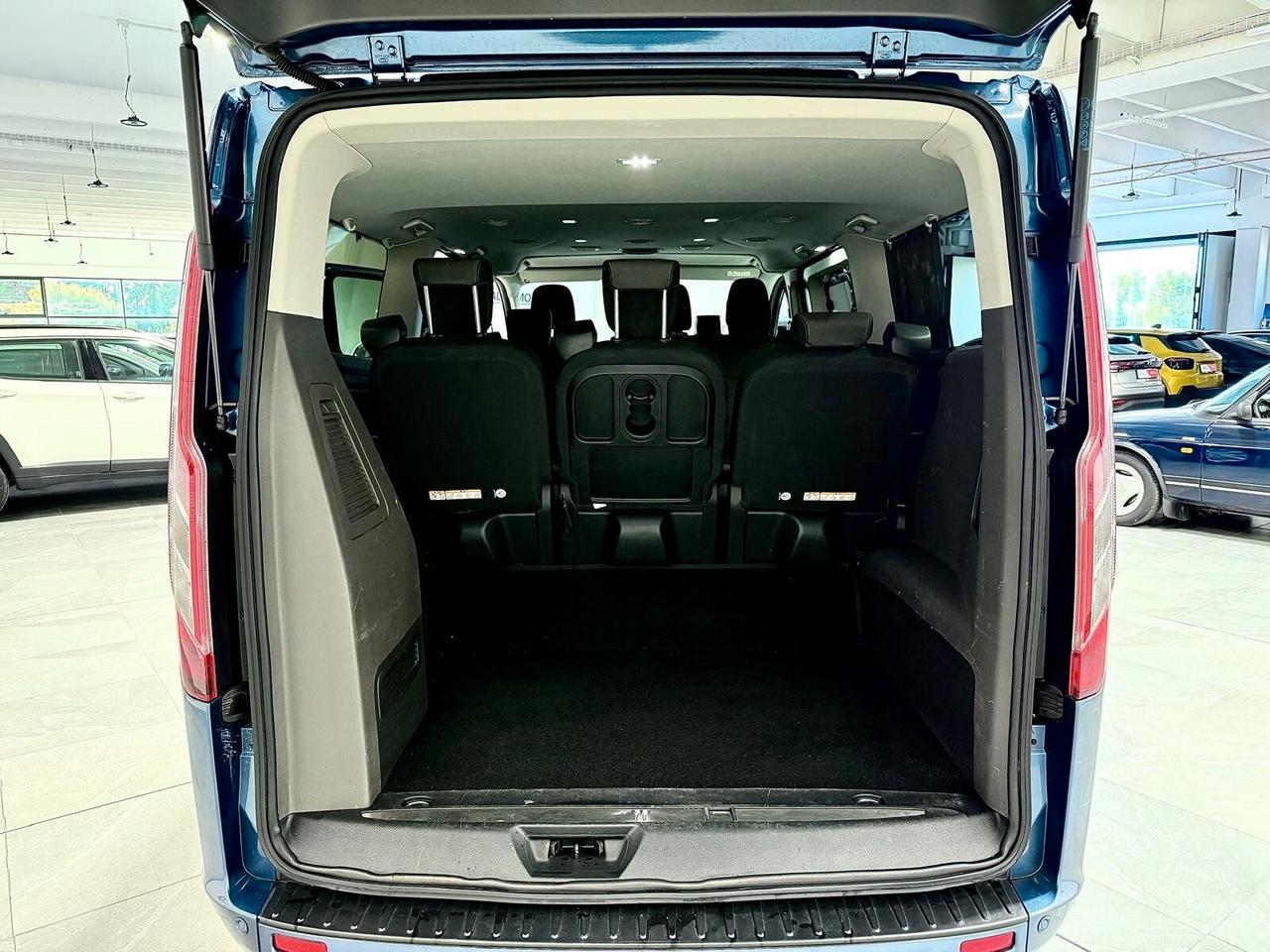 Ford Tourneo Custom 320 2.0 EcoBlue 130CV PL Titanium