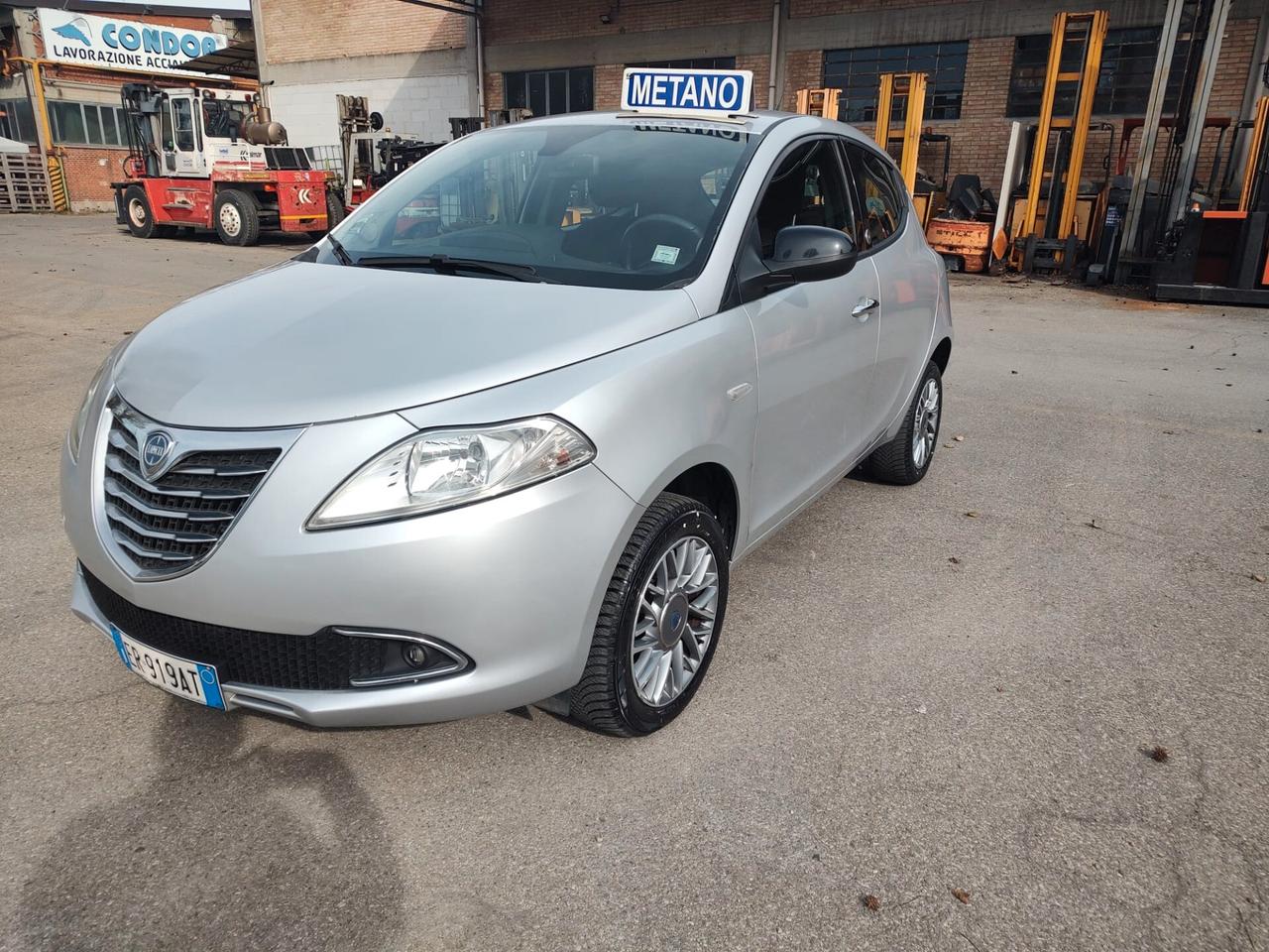Lancia Ypsilon Elefantino 0.9 Eco Chic Twin air 80 cv Metano, OK NEOPATENTATI, GARANZIA L.12 MESI