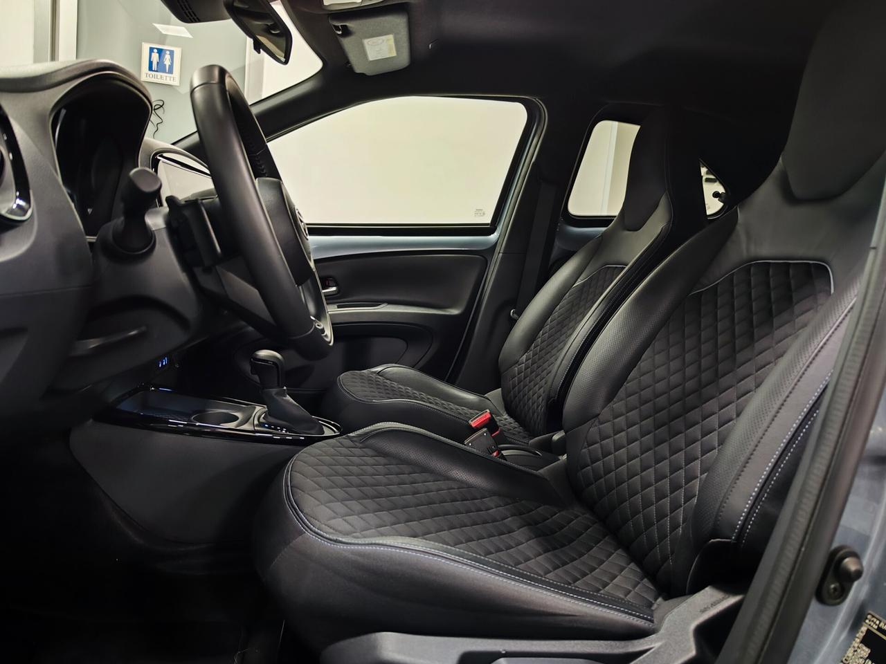 Toyota Aygo X 1.0 72 CV 5 porte JBL Special Edition UNICO PROPRIETARIO