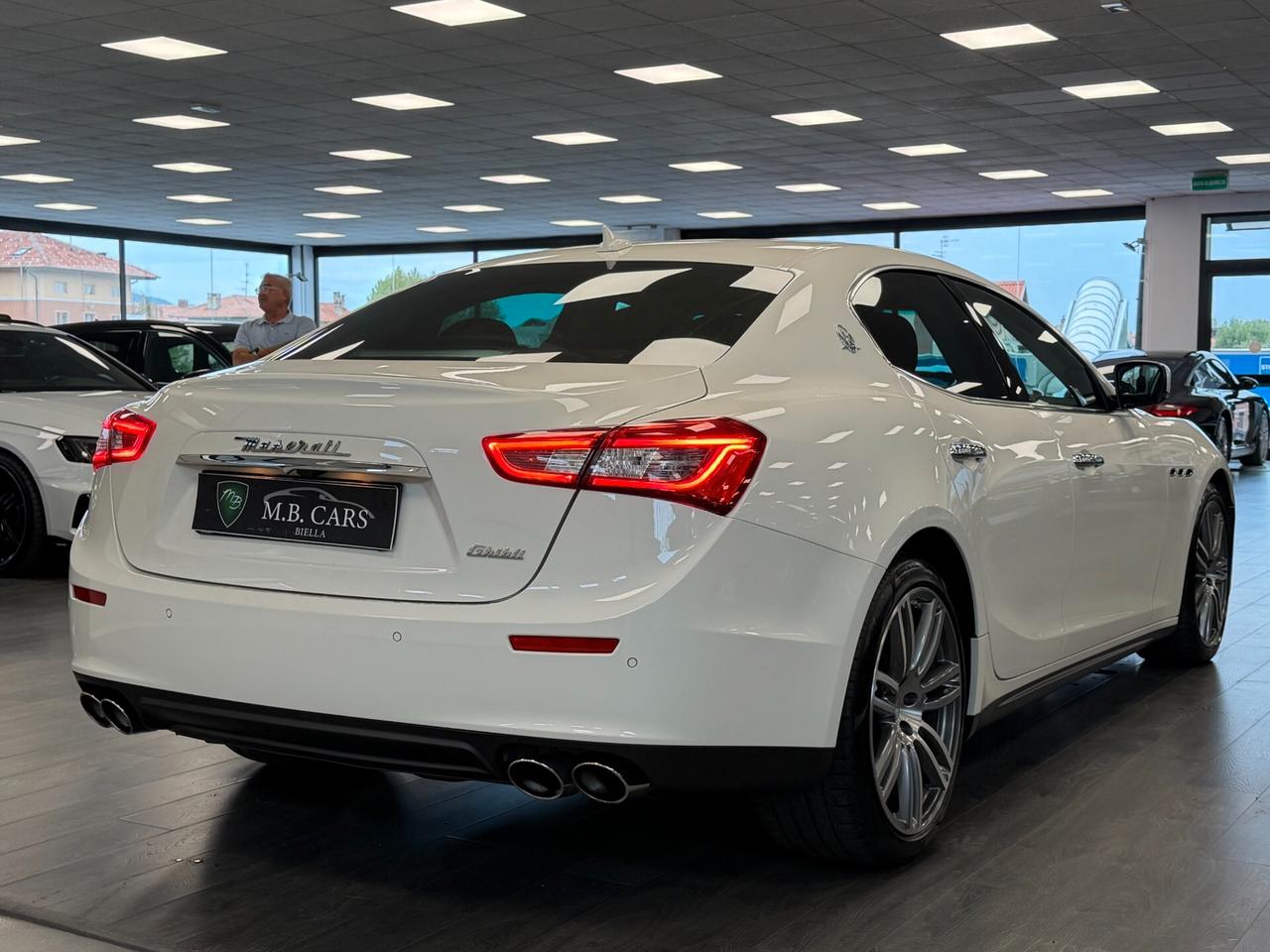 Maserati Ghibli V6 S 250 CV