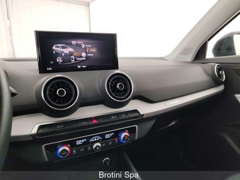 Audi Q2 1.0 30 TFSI BUSINESS ADVANCED