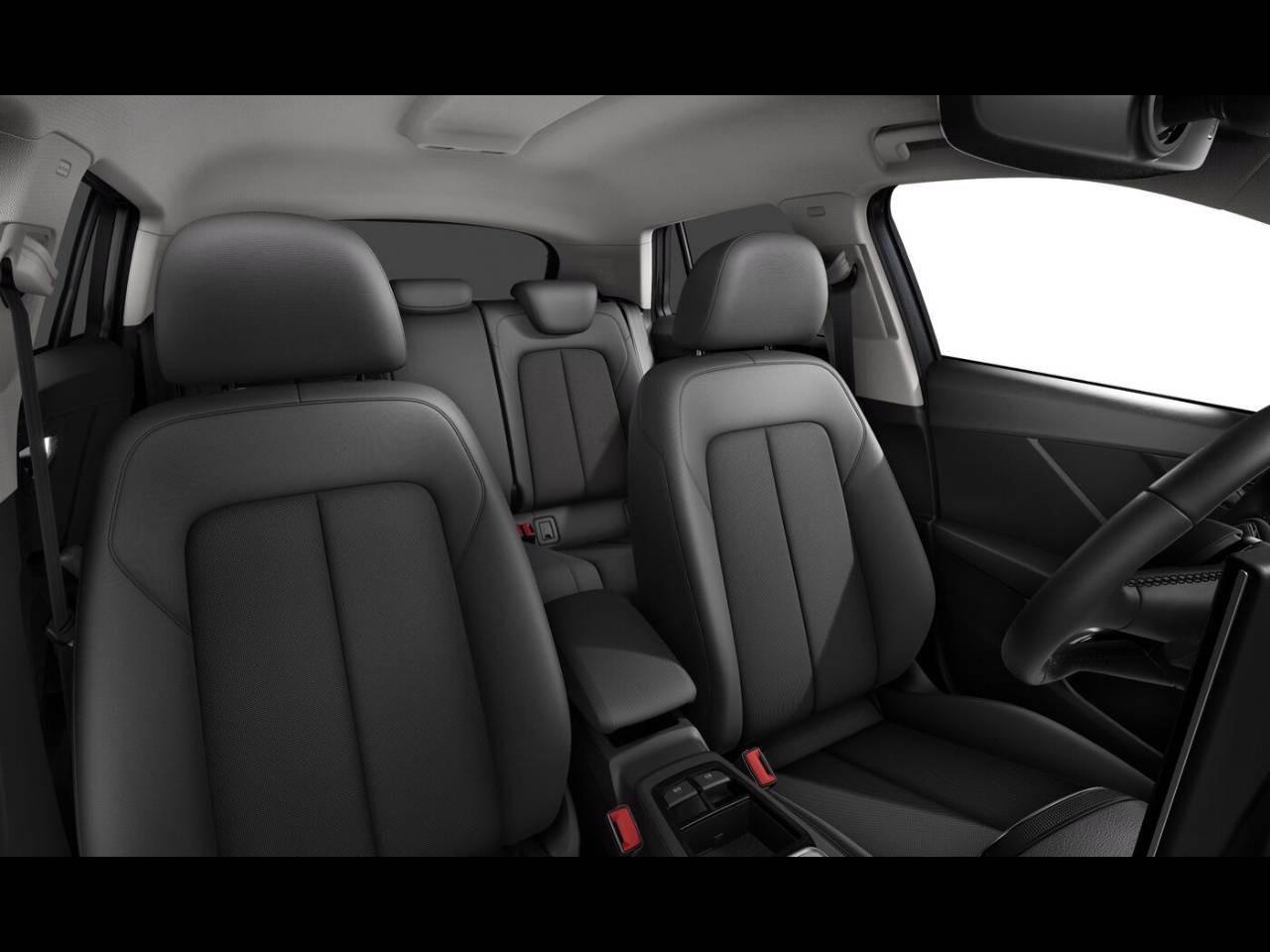 AUDI Q2 35 TDI S-TRONIC S-LINE